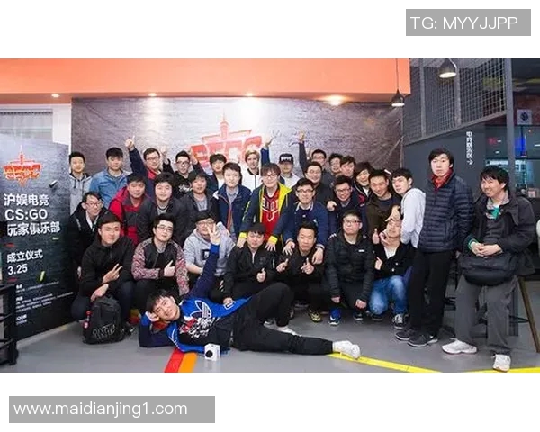 深入剖析V5战队在CSGO比赛中的战术意识与团队配合技巧