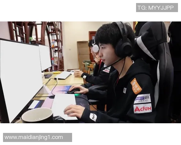 S15电竞总决赛引发热议WE速度争议成为焦点讨论话题 S15电竞总决赛引发热议WE速度争议成为焦点讨论话题